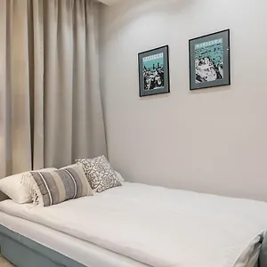 Twarda 14 - Elegant By Renters Апартаменты
