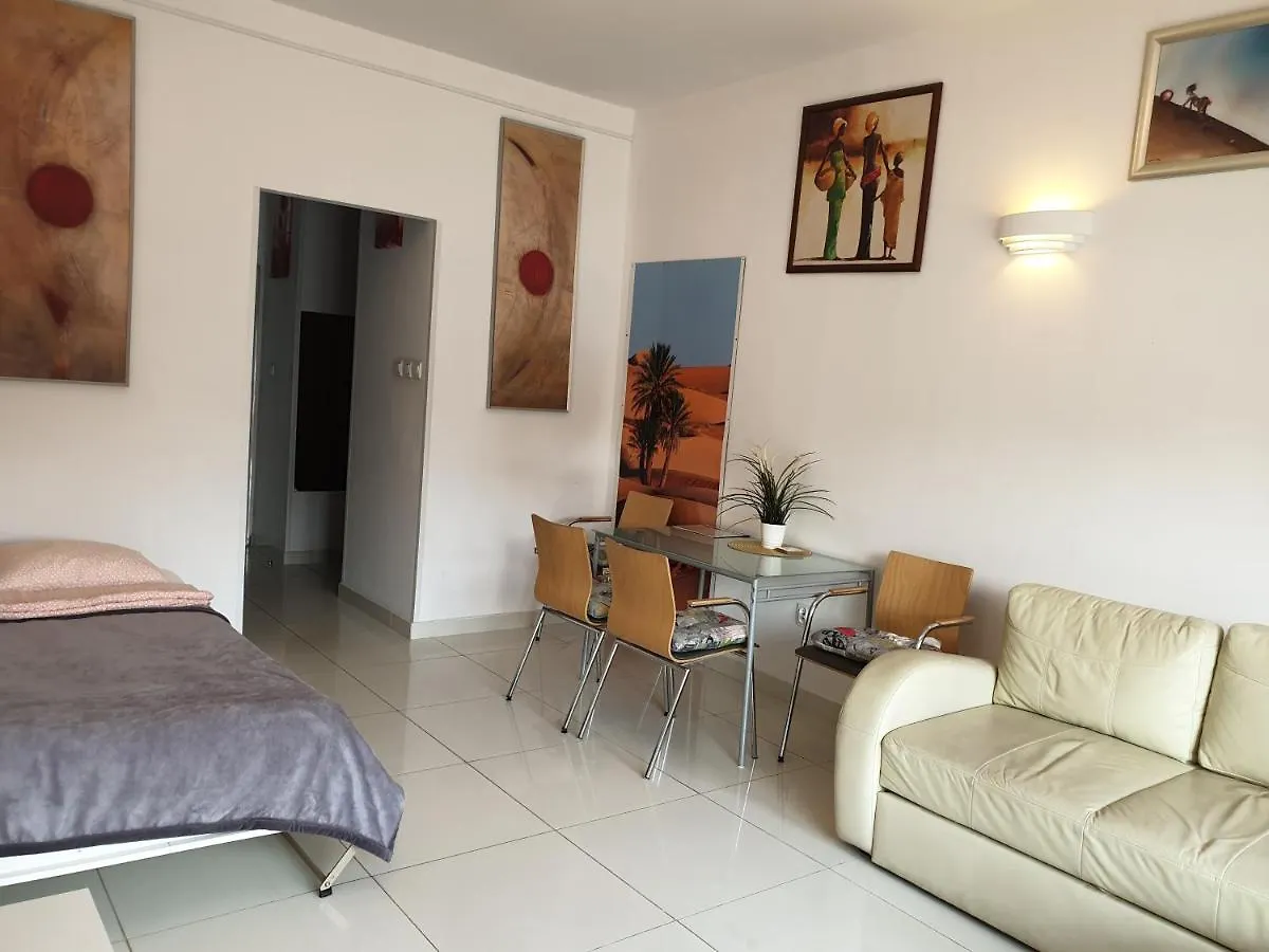 Center Warsaw- Apartamenty Smolna Апартаменты